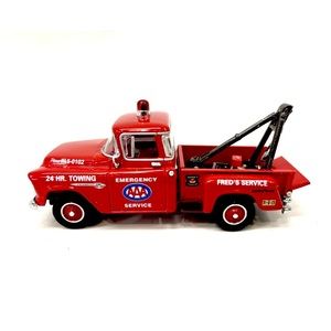 NIB* Models of Yesteryear 1955 AAA MATCHBOX CHEVY 3100 Red Tow Truck w/paperwork